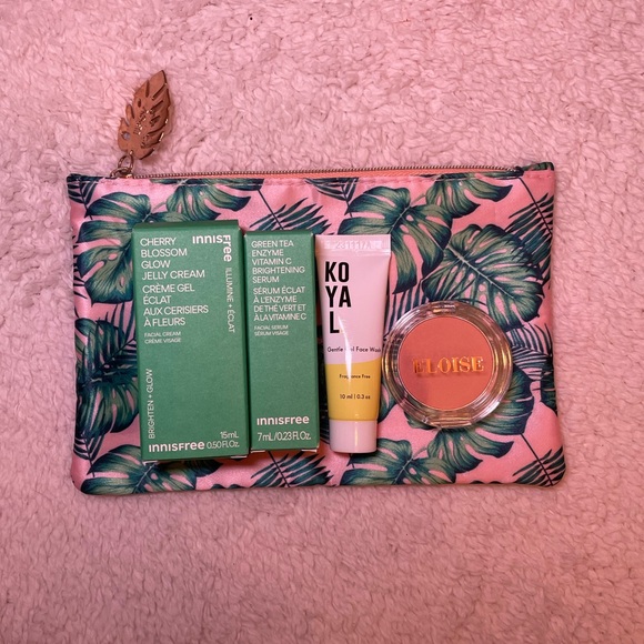 ipsy Other - IPSY Bag with Four Sample Size Products